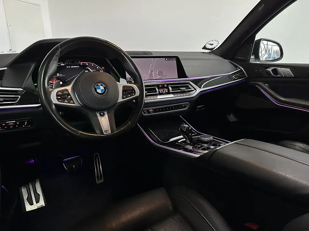 BMW X7 M50 - Thumbnail 6