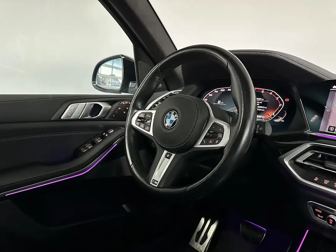 BMW X7 M50 - Thumbnail 7