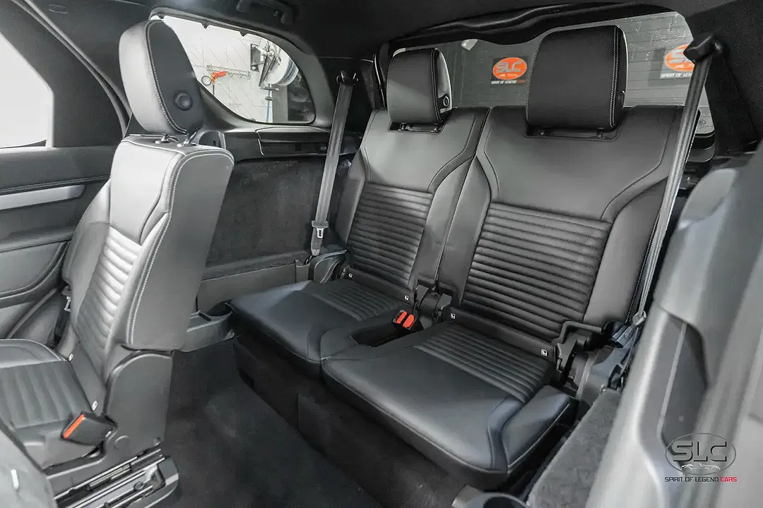 Land Rover Discovery D250 3.0 R-Dynamic S - Thumbnail 8