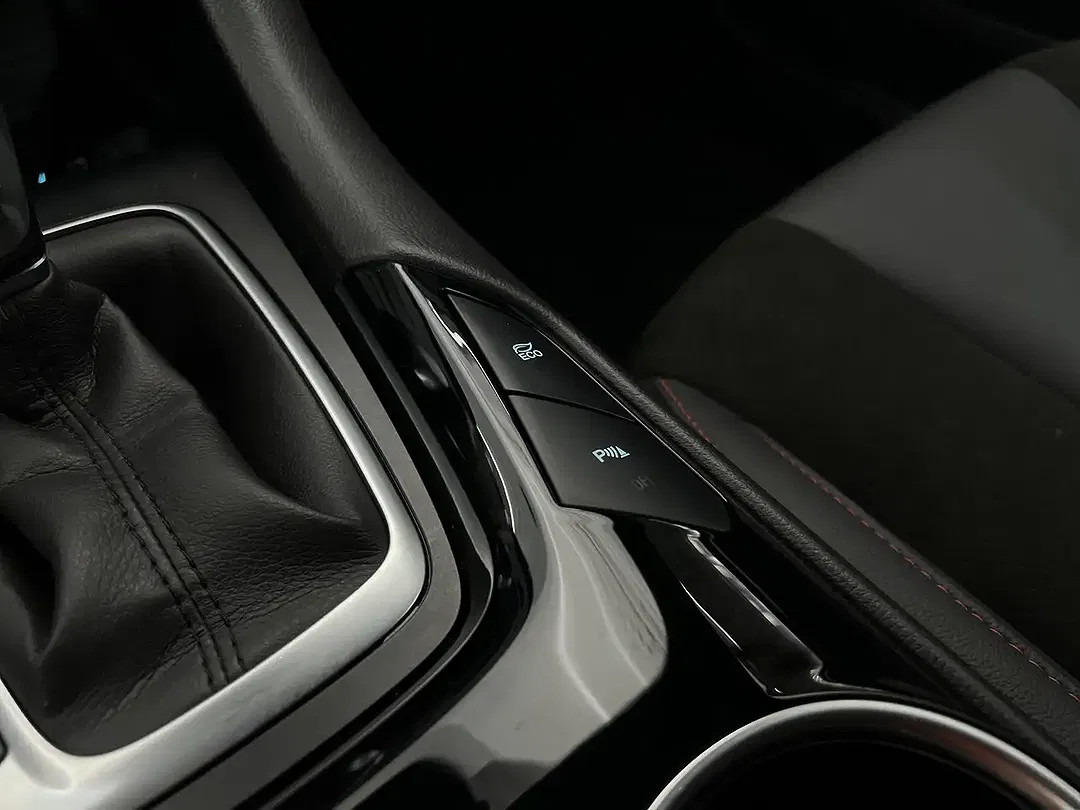 Ford Mondeo 2.0 Hybrid ST-Line - Thumbnail 25