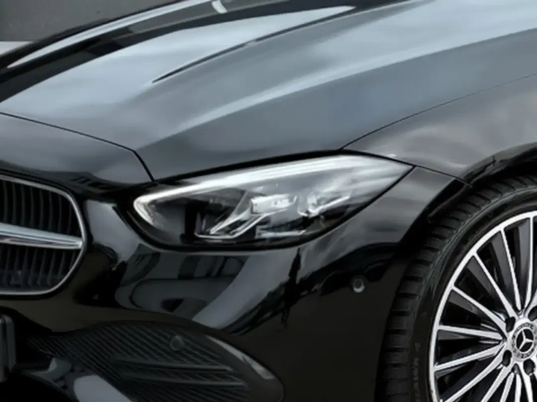 Mercedes-Benz C 200 AMG - Thumbnail 1