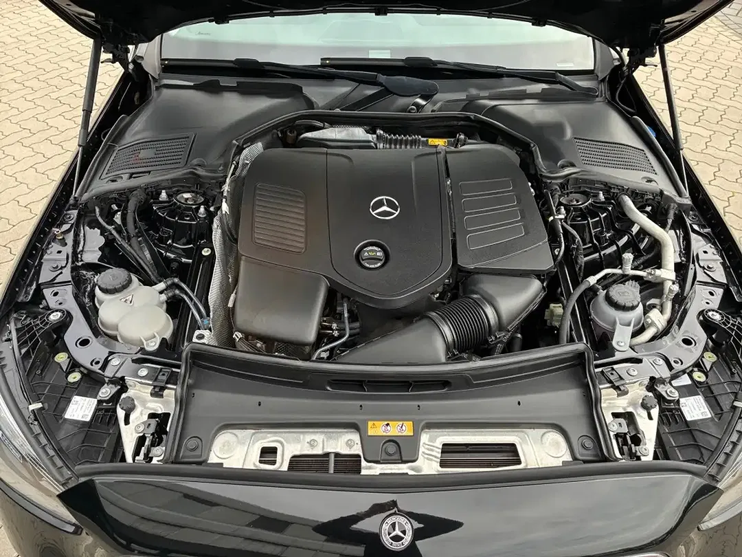 Mercedes-Benz C 200 AMG - Thumbnail 3