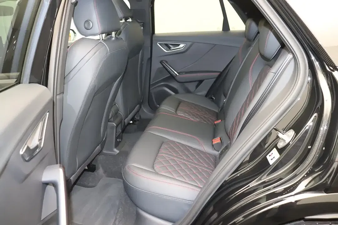 Audi SQ2 TFSI S tronic Matrix LED - Thumbnail 12
