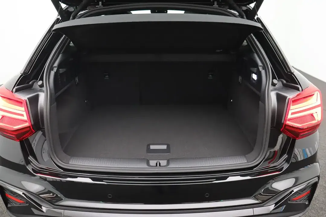 Audi SQ2 TFSI S tronic Matrix LED - Thumbnail 13