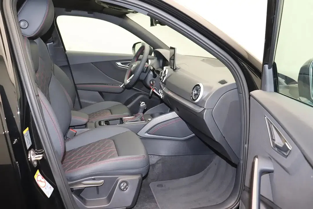 Audi SQ2 TFSI S tronic Matrix LED - Thumbnail 14