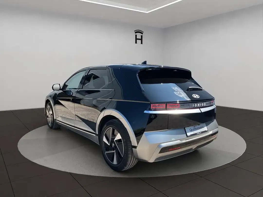 Hyundai IONIQ 5 - Thumbnail 4