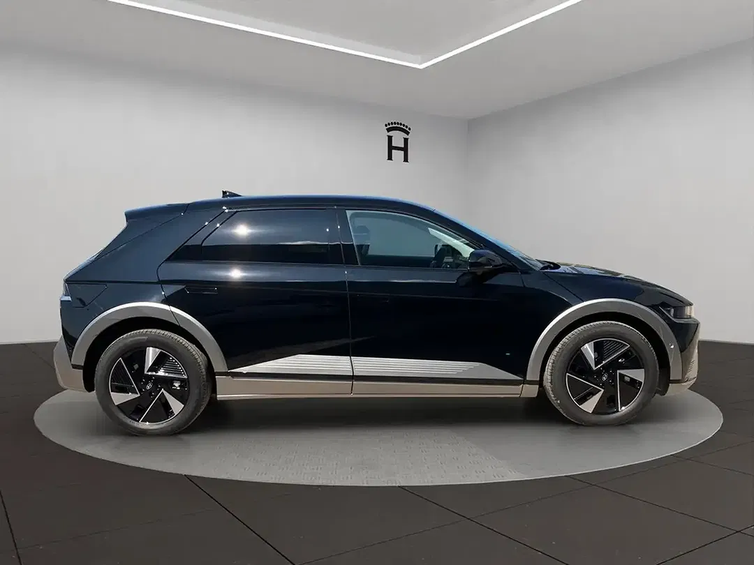 Hyundai IONIQ 5 - Thumbnail 7