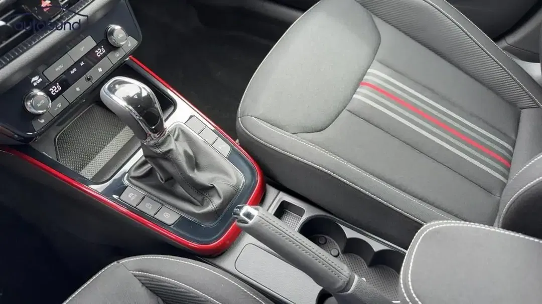 Skoda Fabia 1.0 iV TSI DSG Monte Carlo - Thumbnail 12