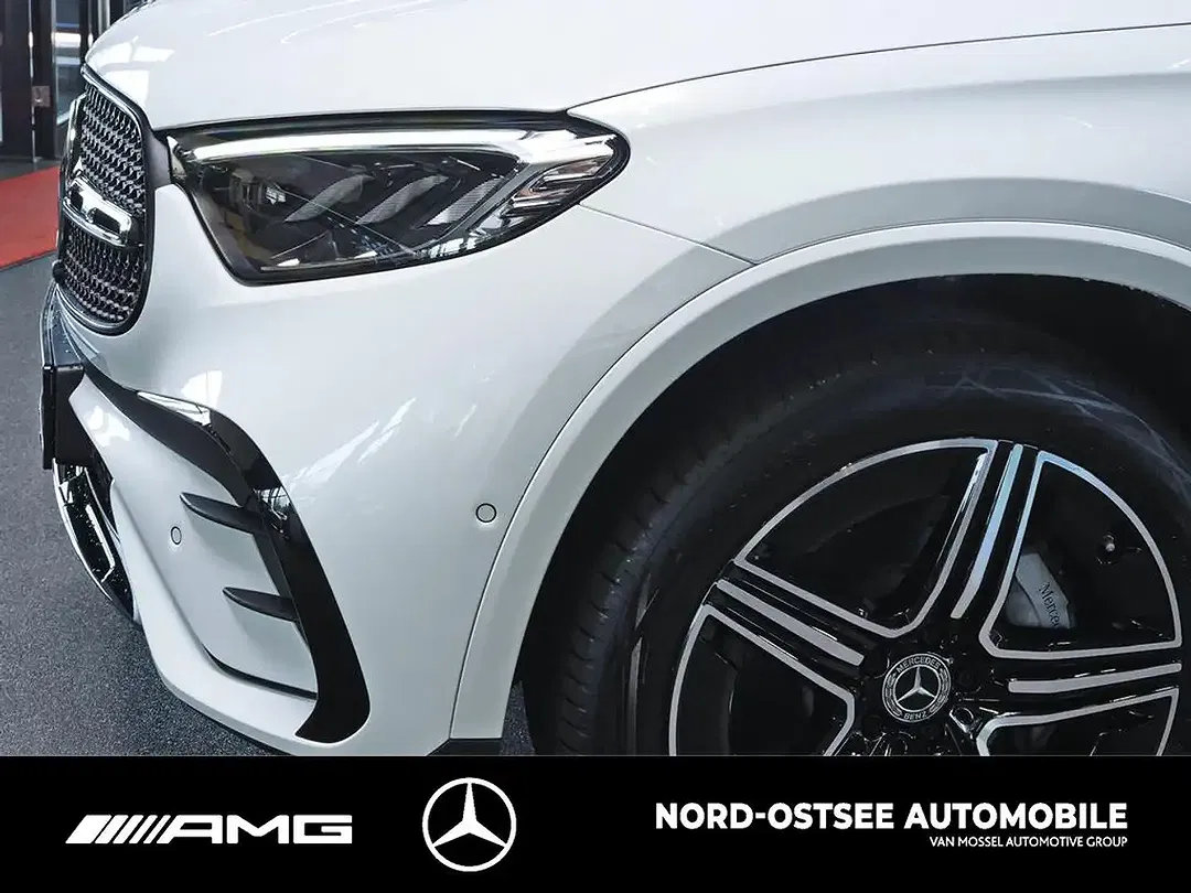Mercedes-Benz GLC 300 4MATIC AMG Night - Thumbnail 3