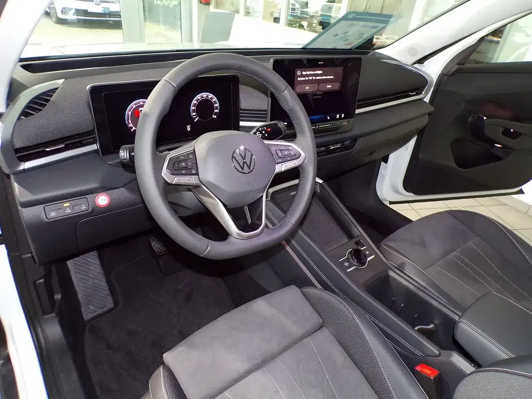 Volkswagen T-Roc 1.5 TSI DSG Style - Thumbnail 10