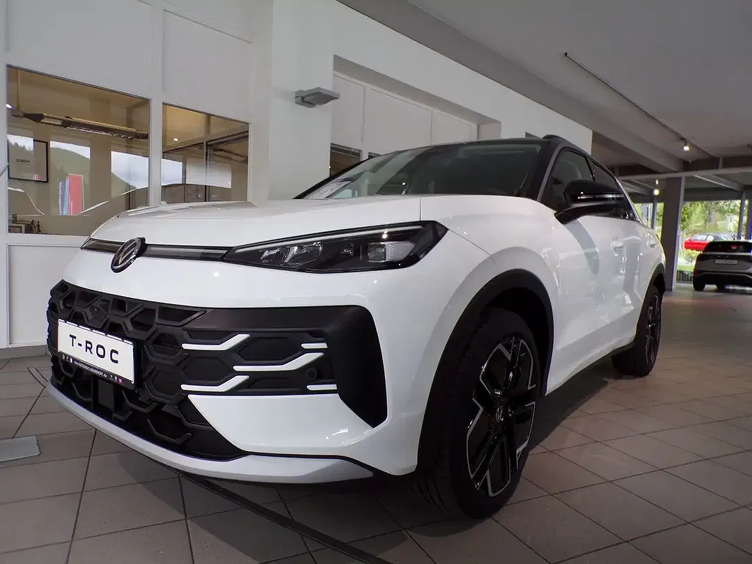 Volkswagen T-Roc 1.5 TSI DSG Style - Thumbnail 3