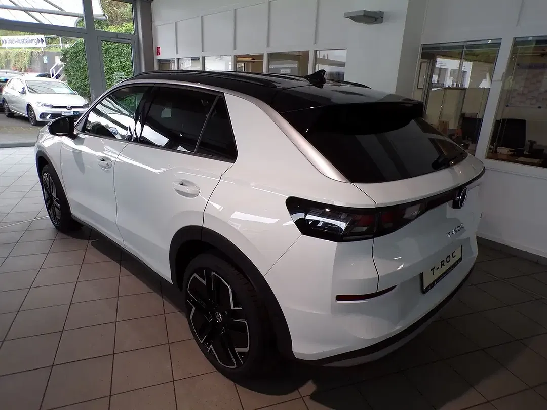 Volkswagen T-Roc 1.5 TSI DSG Style - Thumbnail 5