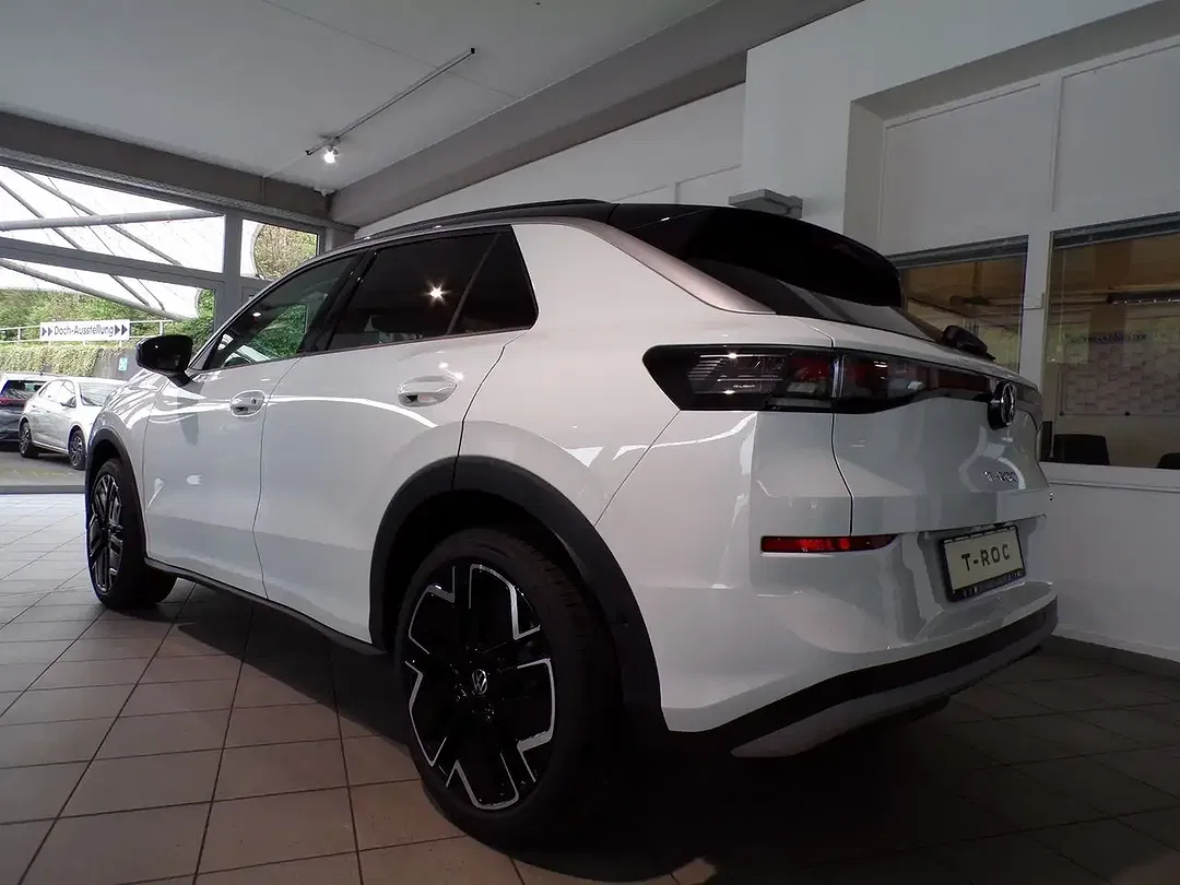 Volkswagen T-Roc 1.5 TSI DSG Style - Thumbnail 6