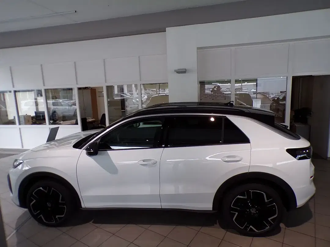Volkswagen T-Roc 1.5 TSI DSG Style - Thumbnail 7