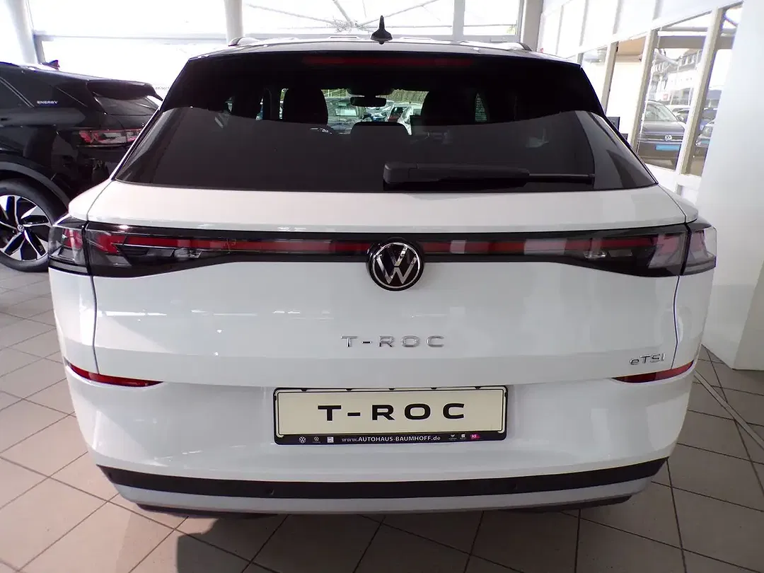 Volkswagen T-Roc 1.5 TSI DSG Style - Thumbnail 8
