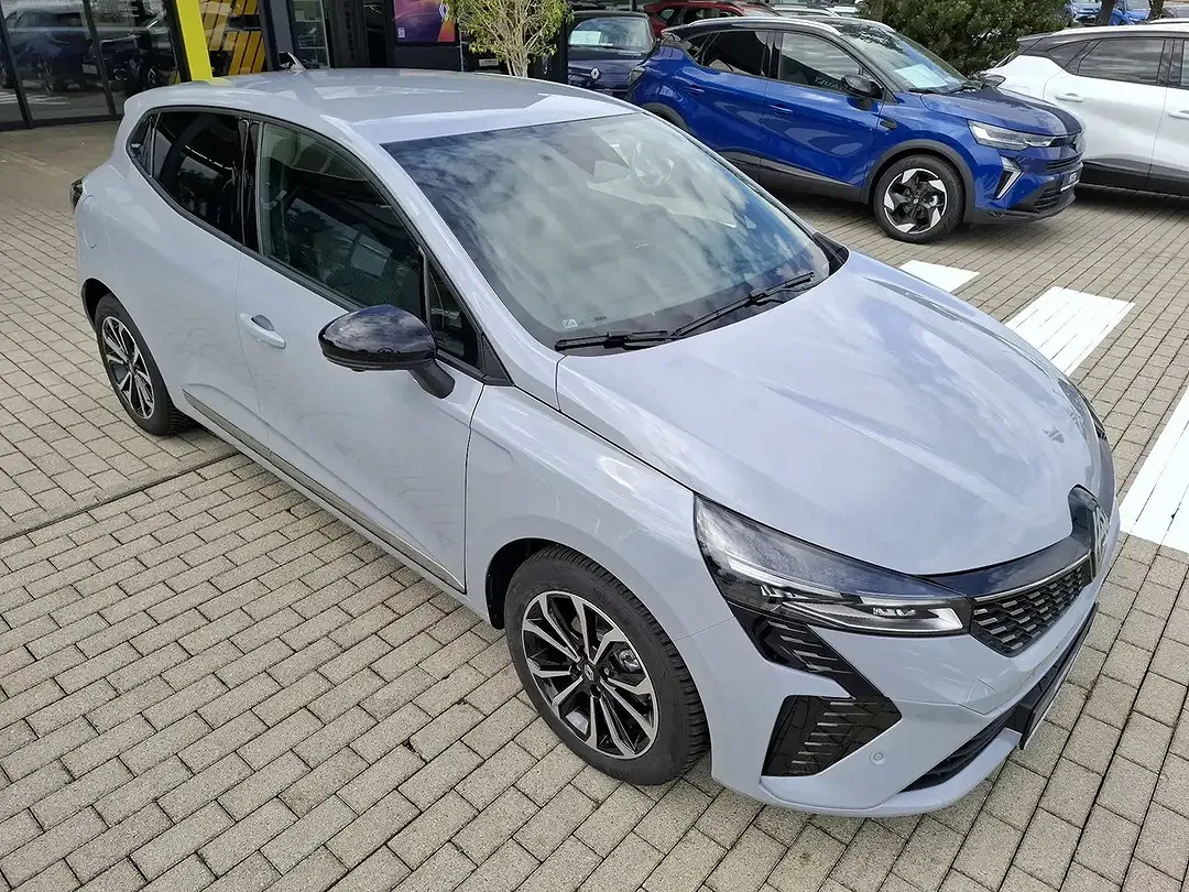 Renault Clio TCe Techno - Thumbnail 4