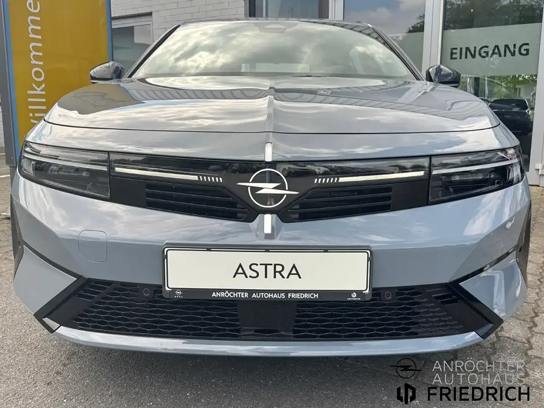 Opel Astra Edition - Thumbnail 2
