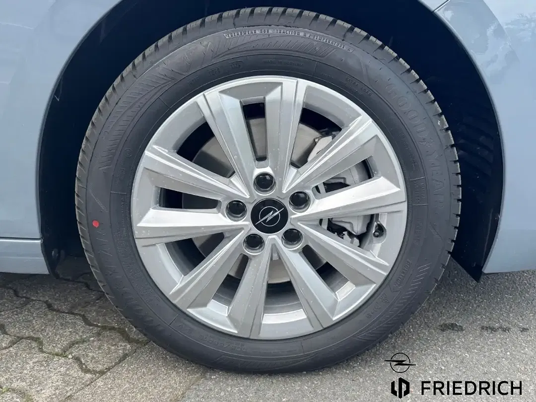 Opel Astra Edition - Thumbnail 7