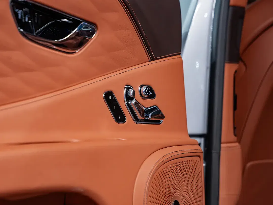 Bentley Flying Spur 4.0 4.0 V8 Bi-Turbo Mulliner - Thumbnail 22