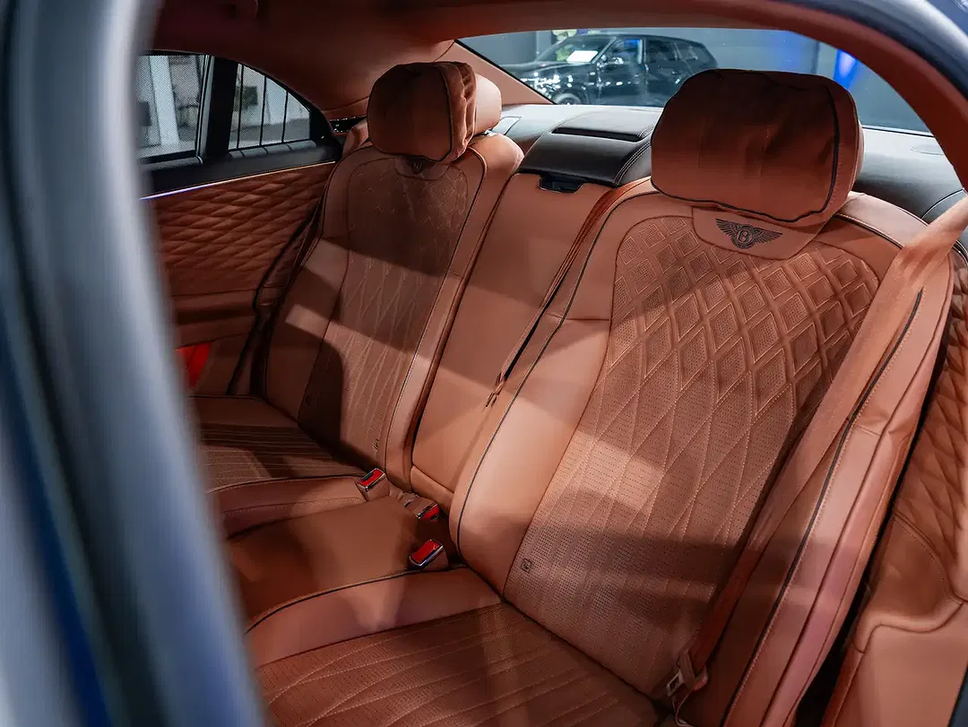 Bentley Flying Spur 4.0 4.0 V8 Bi-Turbo Mulliner - Thumbnail 23