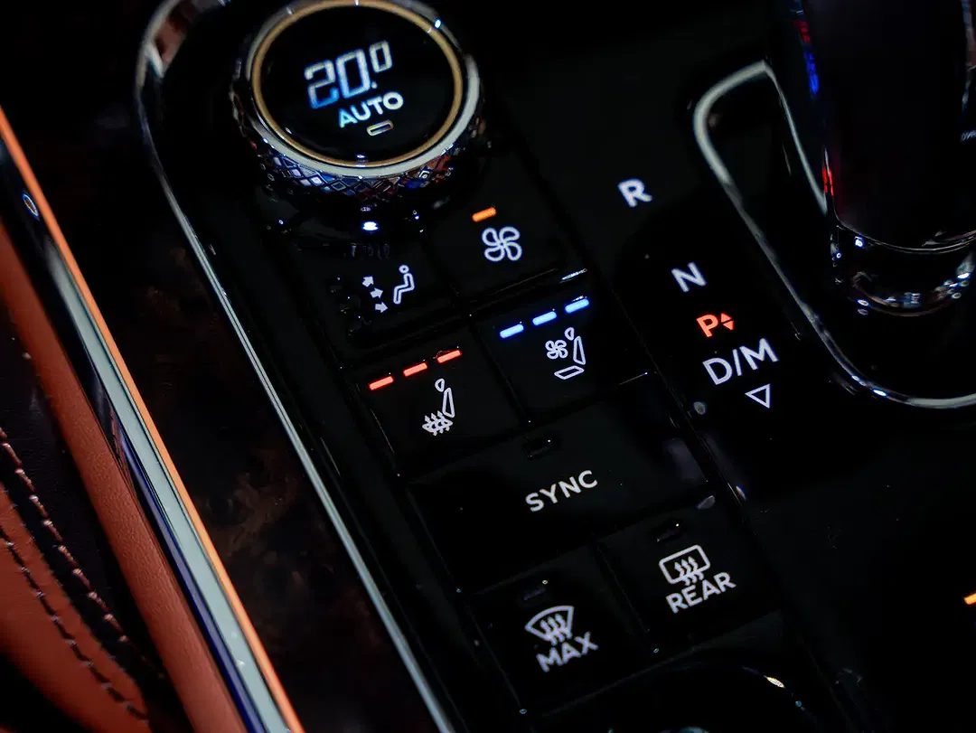 Bentley Flying Spur 4.0 4.0 V8 Bi-Turbo Mulliner - Thumbnail 27