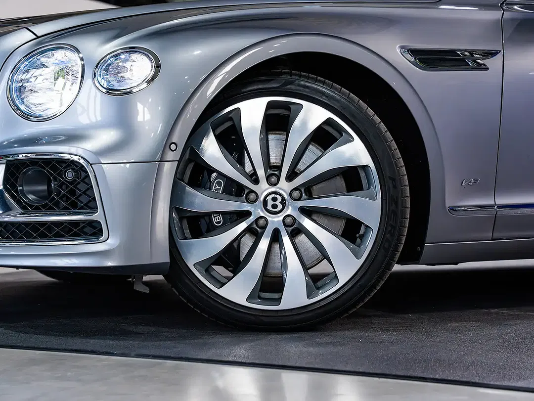 Bentley Flying Spur 4.0 4.0 V8 Bi-Turbo Mulliner - Thumbnail 6