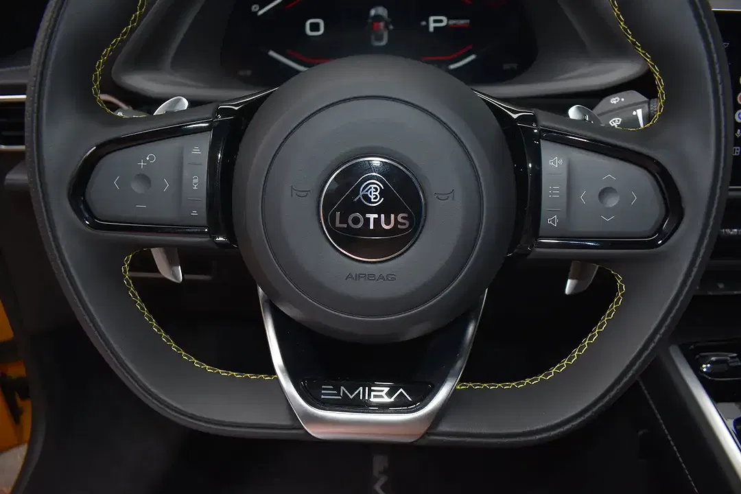 Lotus Emira First Edition - Thumbnail 10