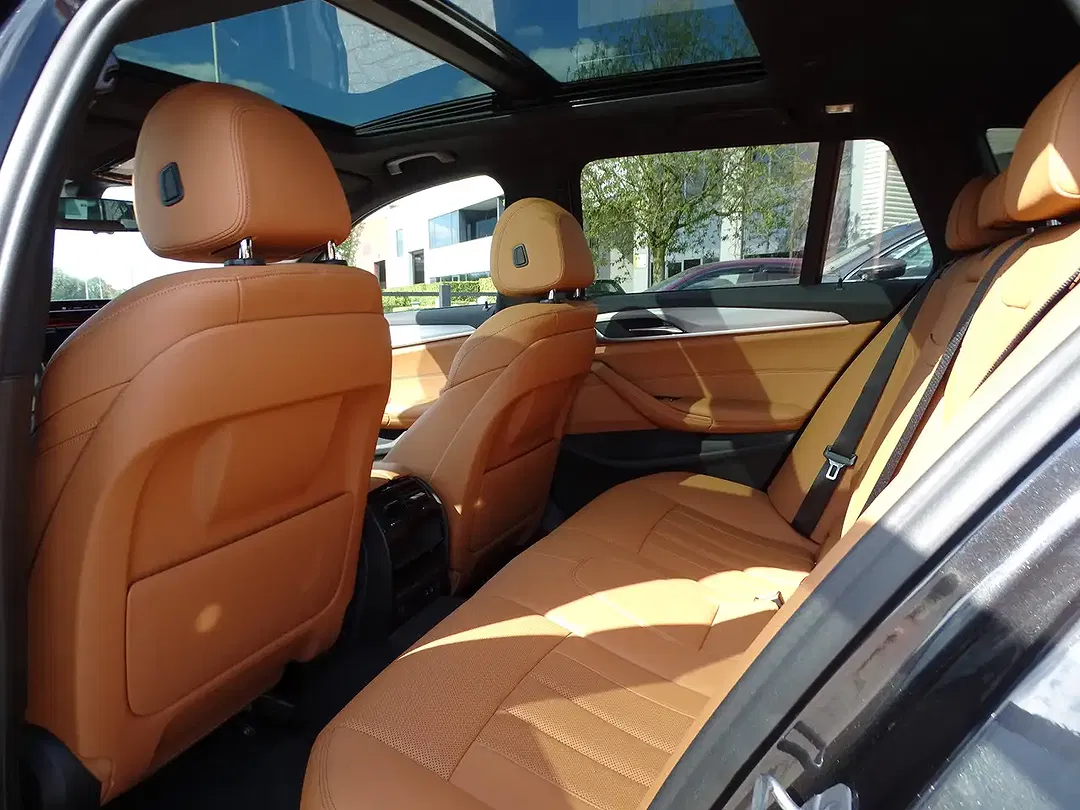 BMW 520 MHEV Touring - Thumbnail 8