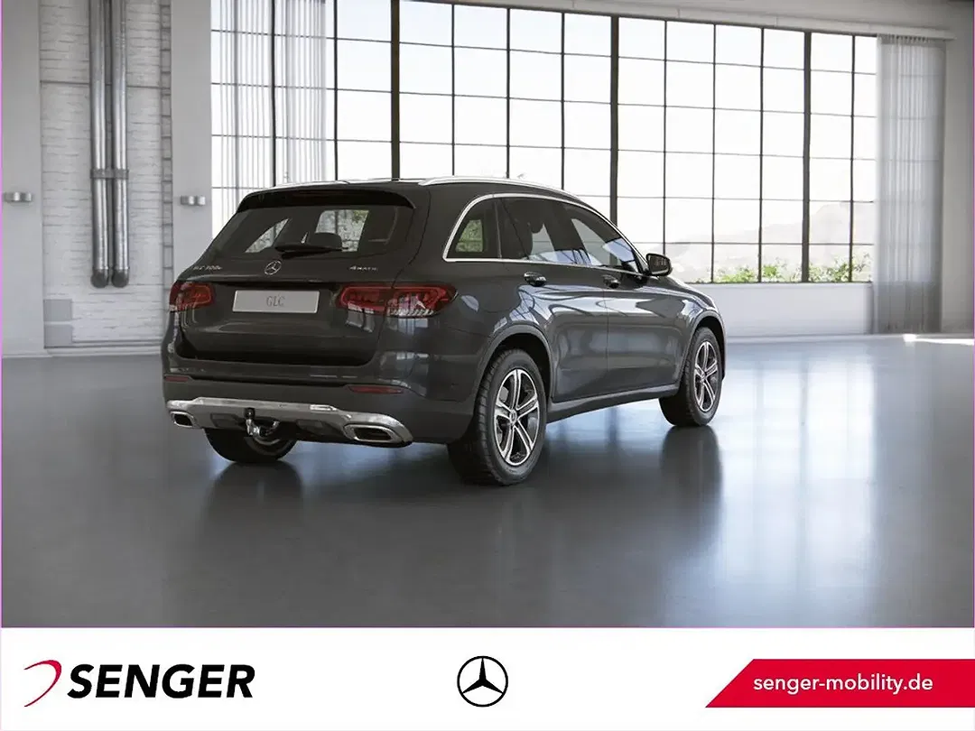 Mercedes-Benz GLC 300 4MATIC - Thumbnail 3