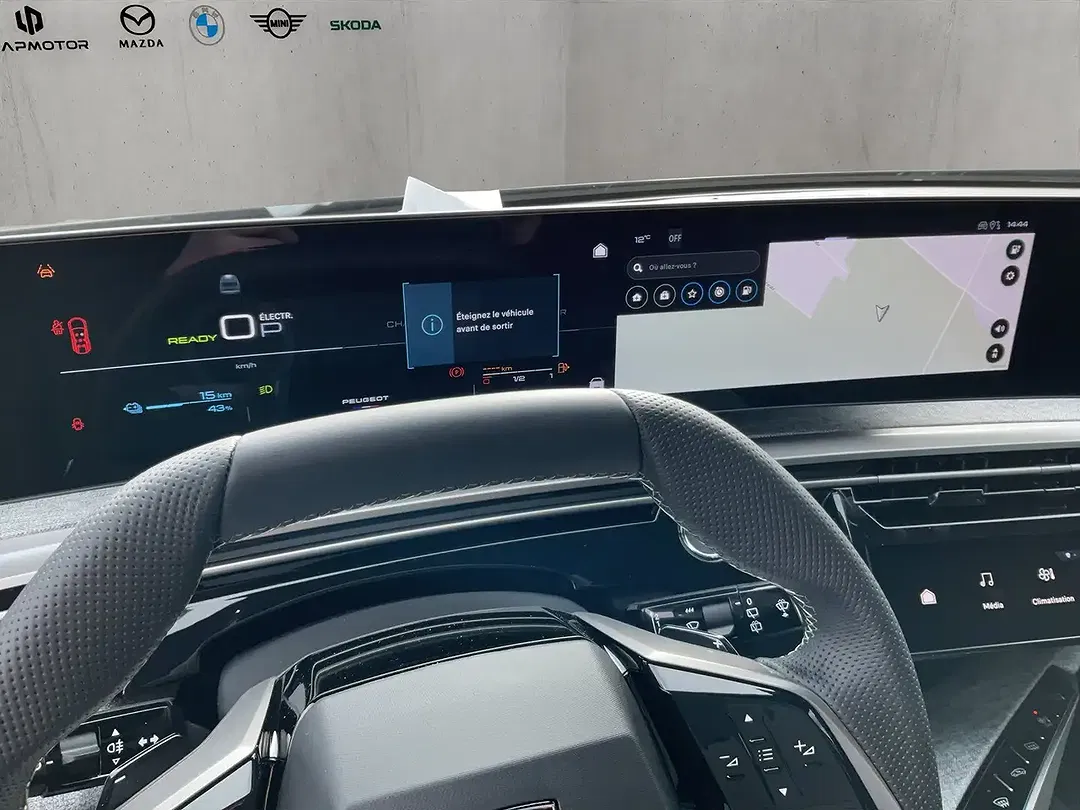 Peugeot 5008 PHEV GT - Thumbnail 10