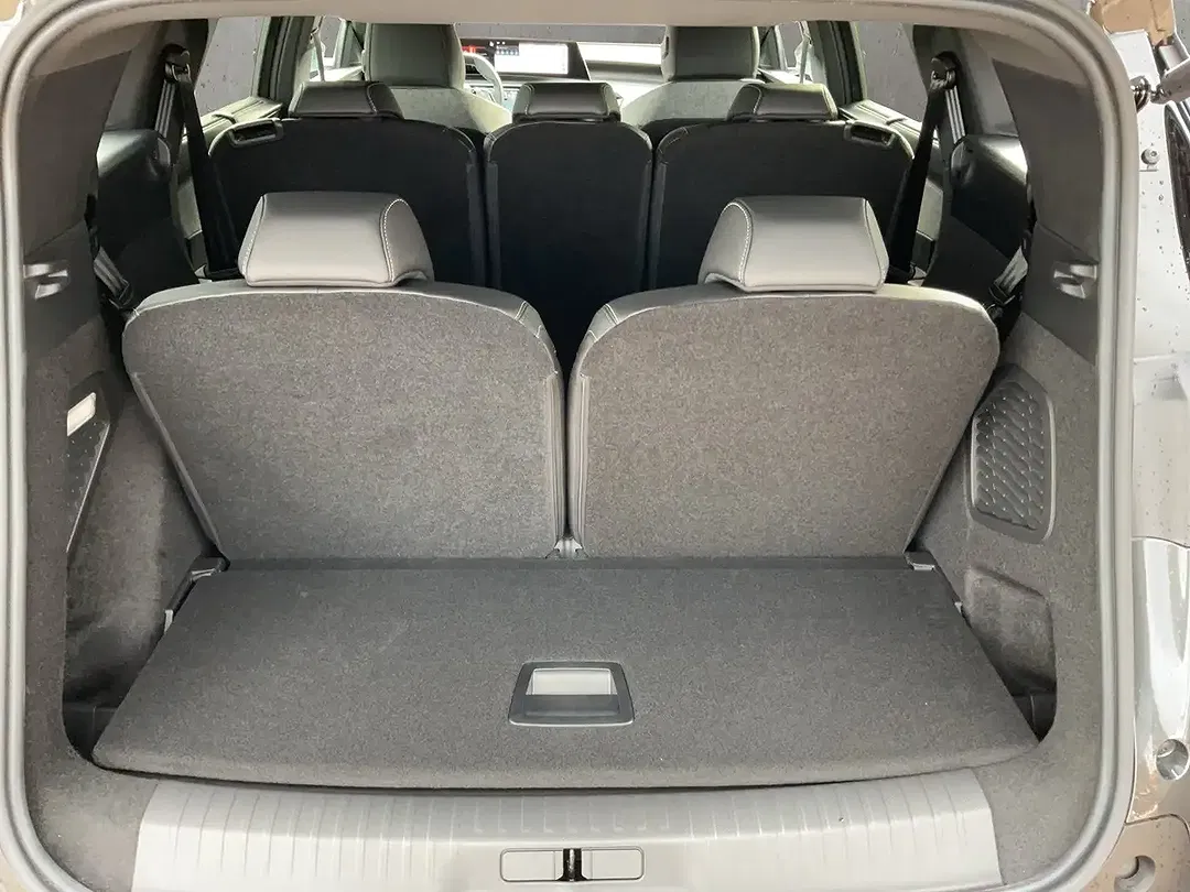 Peugeot 5008 PHEV GT - Thumbnail 14