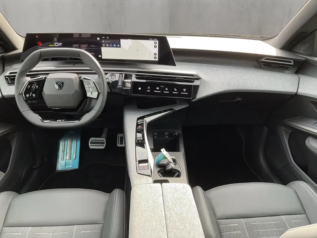 Peugeot 5008 PHEV GT - Thumbnail 7