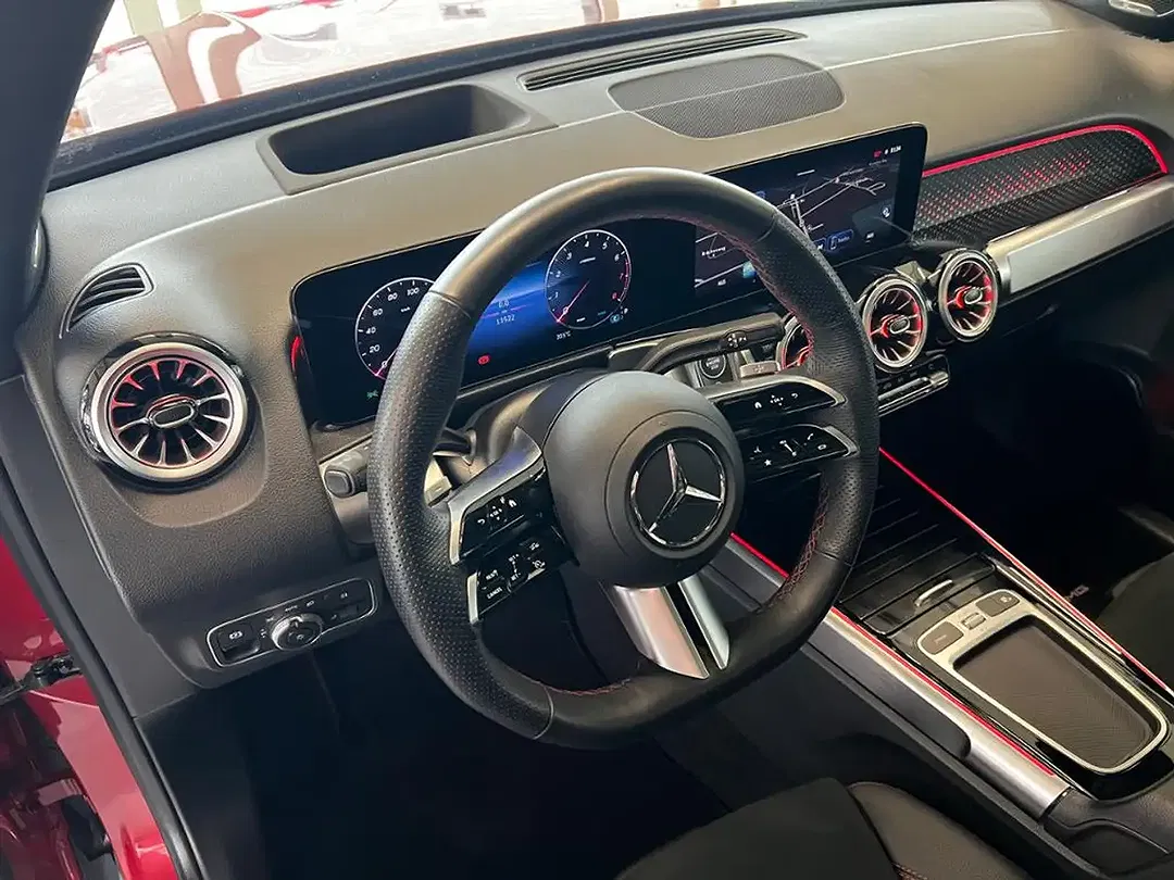 Mercedes-Benz GLB 250 4MATIC Burmester AMG Line - Thumbnail 15