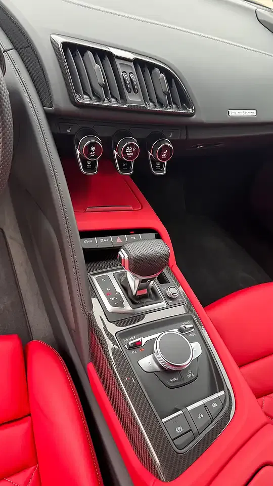 Audi R8 5.2 FSI quattro performance - Thumbnail 13