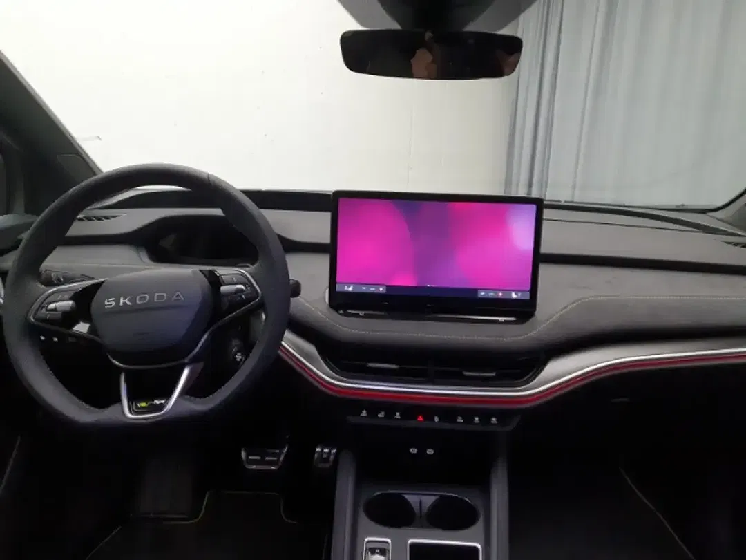 Skoda Elroq 4x4 vRS Lounge - Thumbnail 5