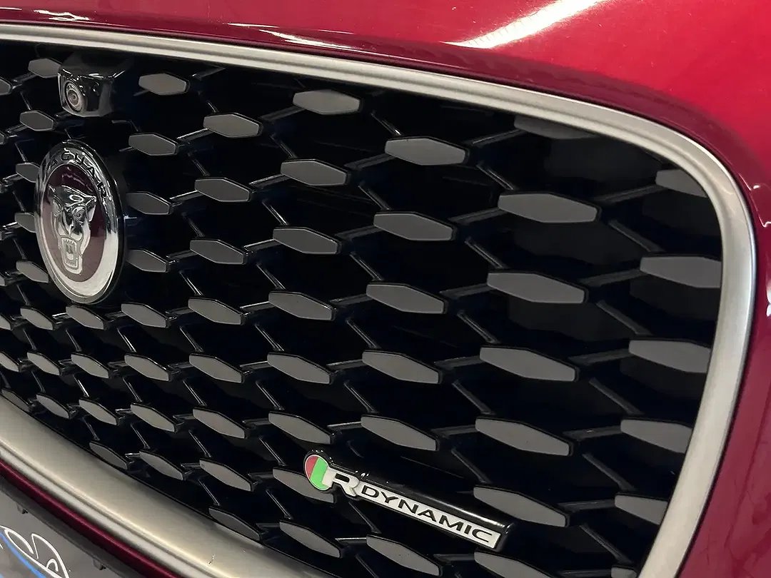 Jaguar XF D200 4x4 R-Dynamic SE - Thumbnail 7