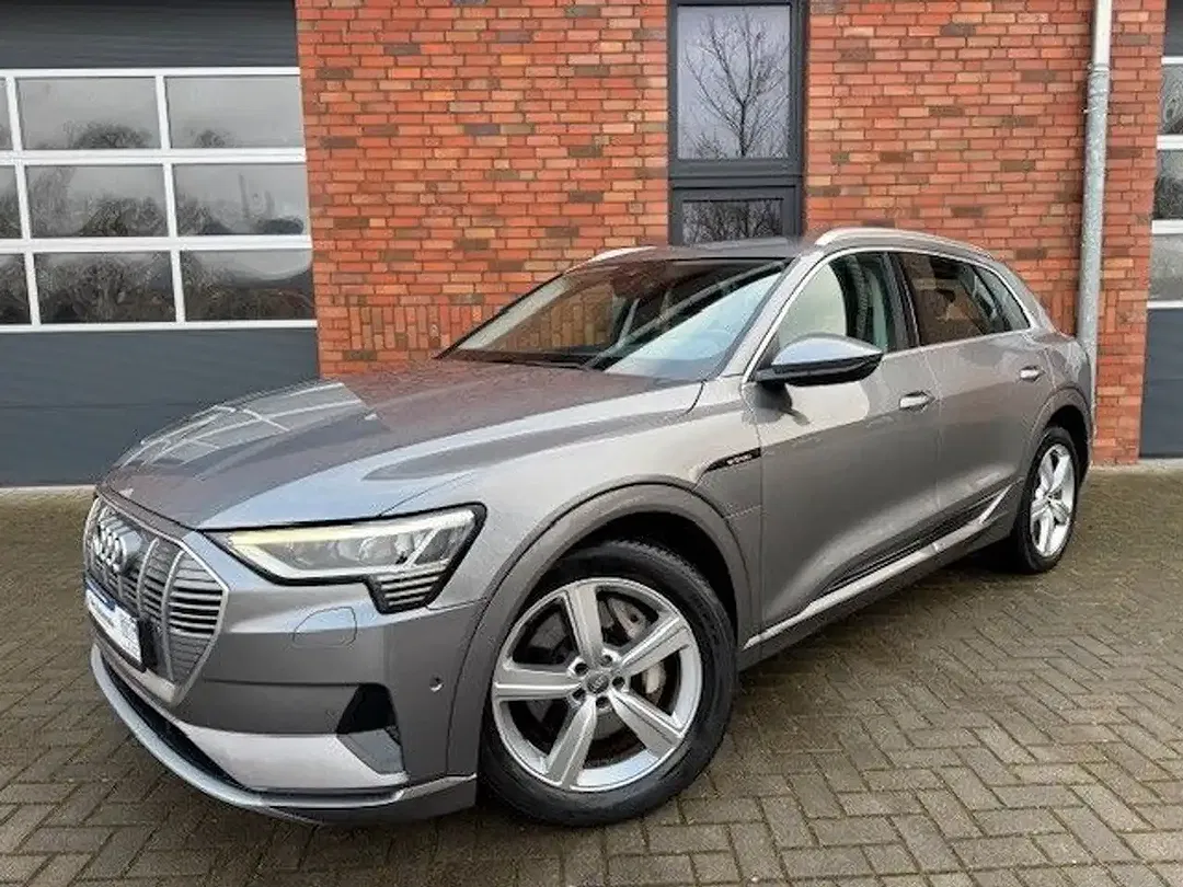Audi e-tron 55 quattro - foto 1