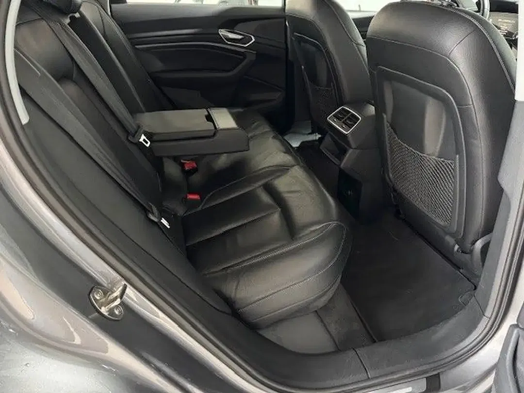 Audi e-tron 55 quattro - Thumbnail 14