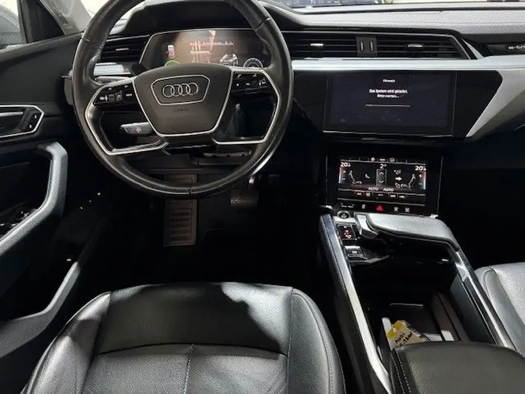 Audi e-tron 55 quattro - Thumbnail 8