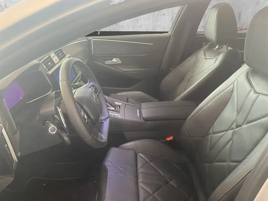 DS Automobiles DS 9 - Thumbnail 11