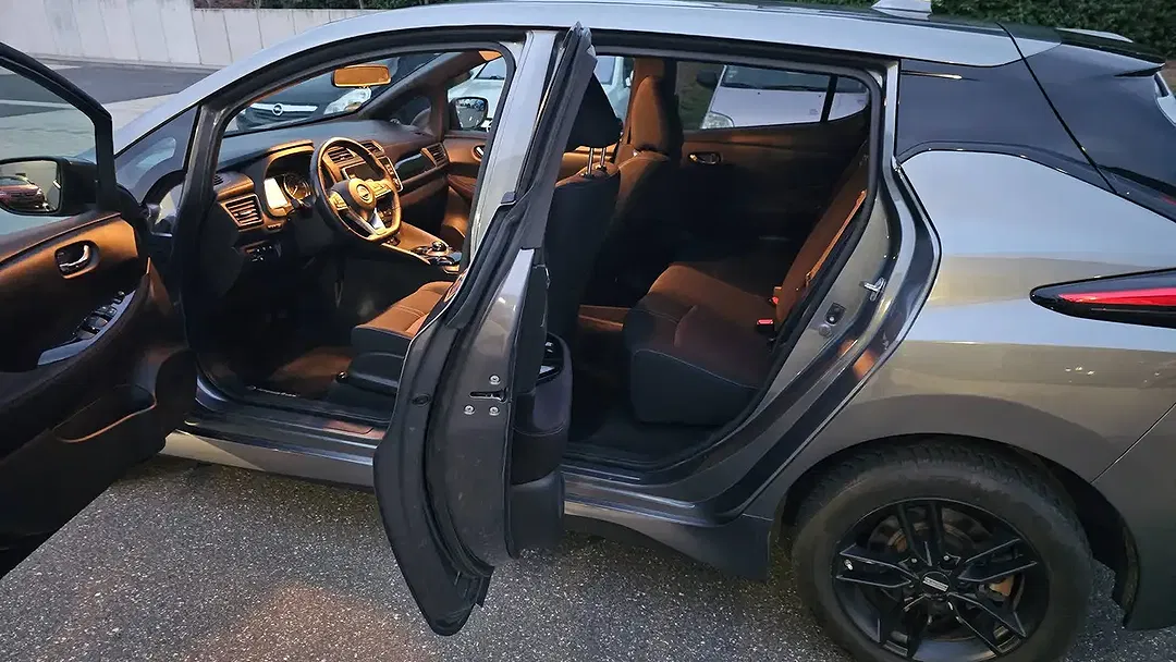 Nissan Leaf N-Connecta - Thumbnail 11