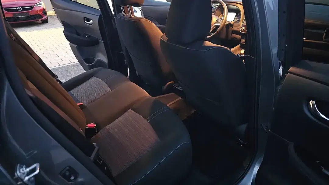 Nissan Leaf N-Connecta - Thumbnail 13