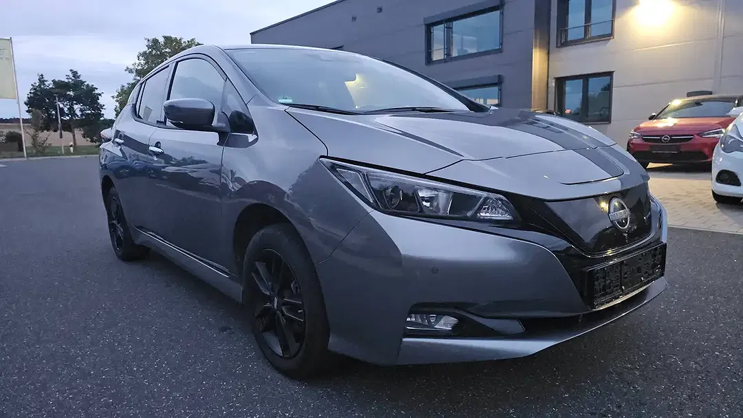 Nissan Leaf N-Connecta - Thumbnail 6