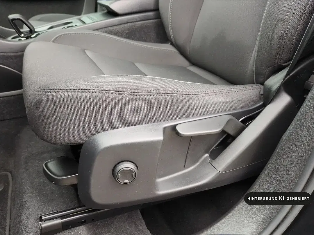Volvo XC40 T3 AUT Momentum Pro - Thumbnail 10