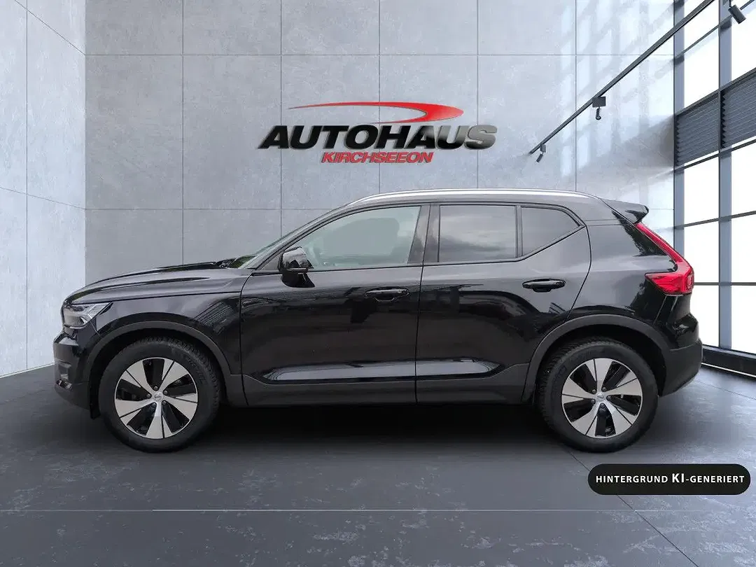 Volvo XC40 T3 AUT Momentum Pro - Thumbnail 5