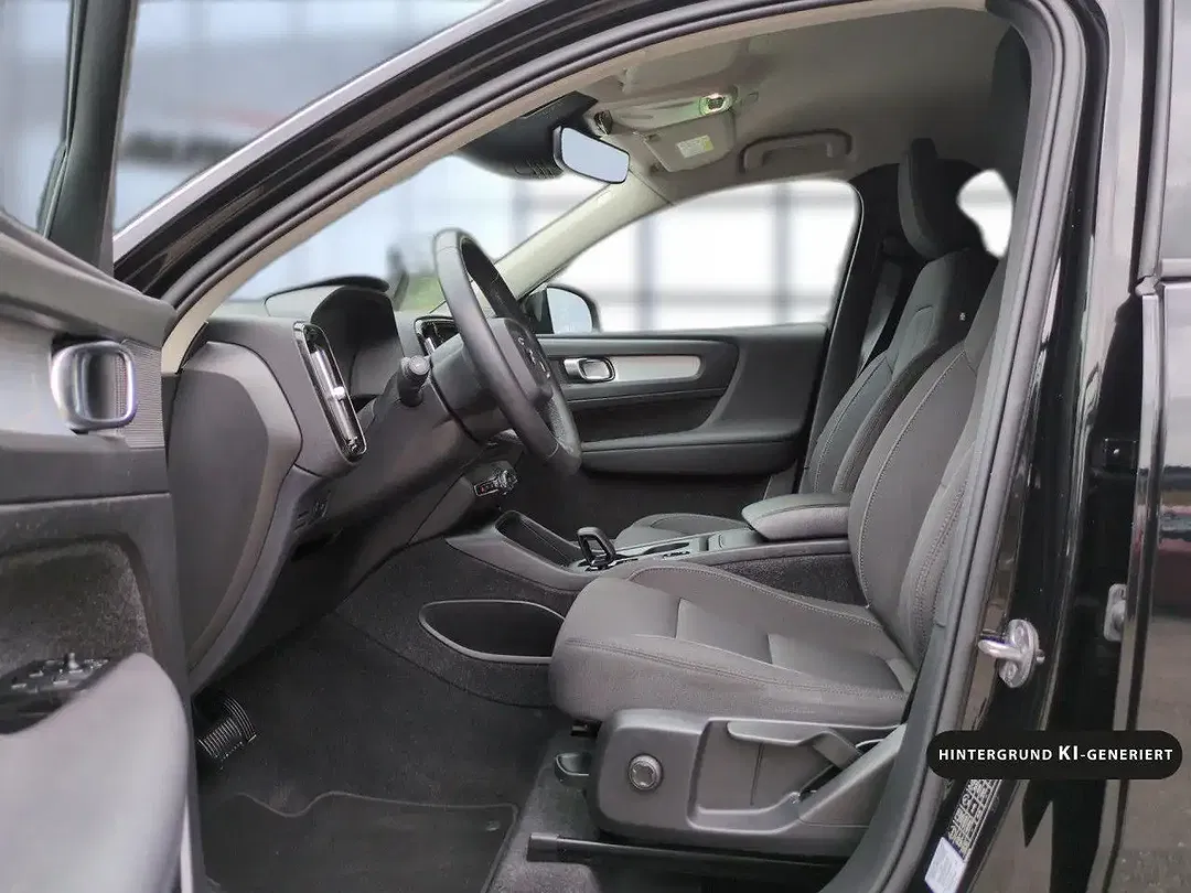 Volvo XC40 T3 AUT Momentum Pro - Thumbnail 7