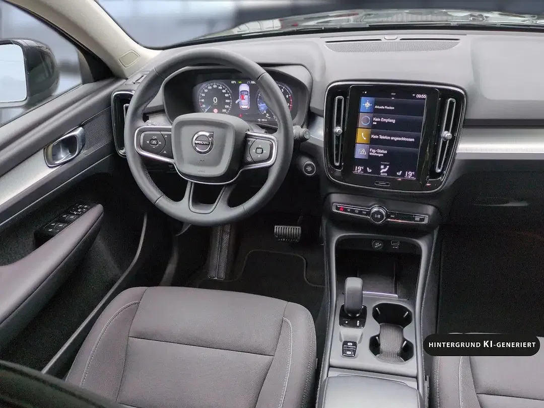 Volvo XC40 T3 AUT Momentum Pro - Thumbnail 8
