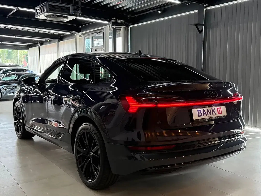 Audi e-tron 50 quattro Sportback advanced exclusive - Thumbnail 5