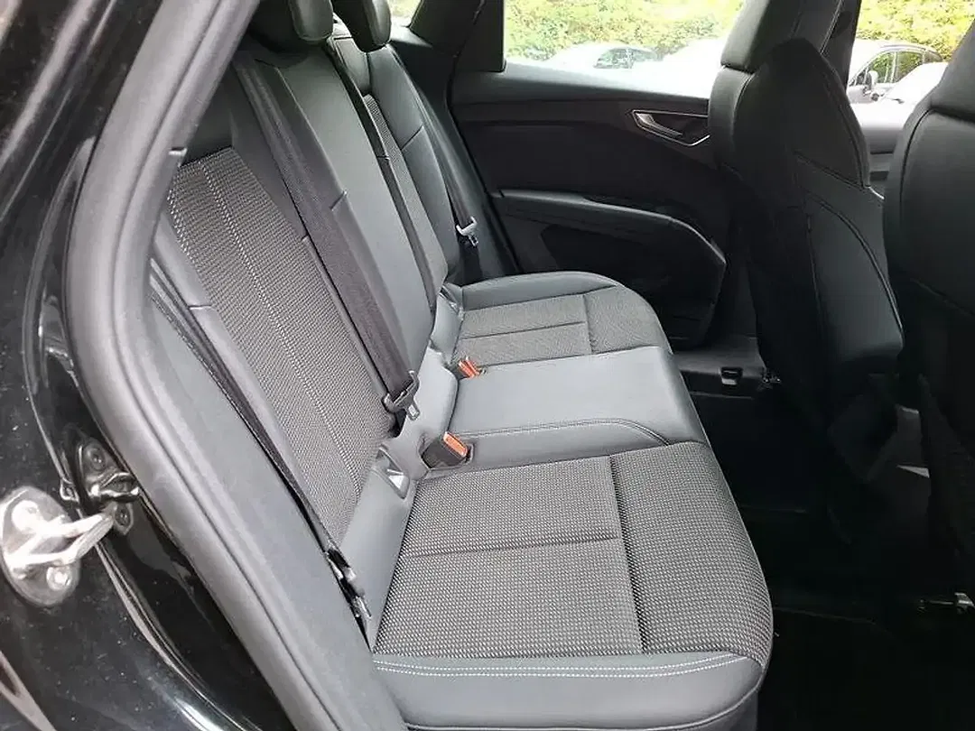 Audi Q4 e-tron 35 55 Sportback S line - Thumbnail 11