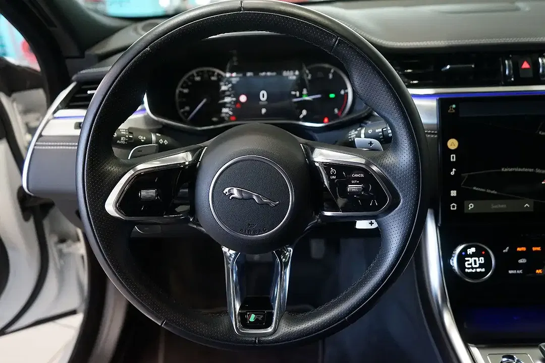 Jaguar XF D200 Sportbrake R-Dynamic - Thumbnail 13